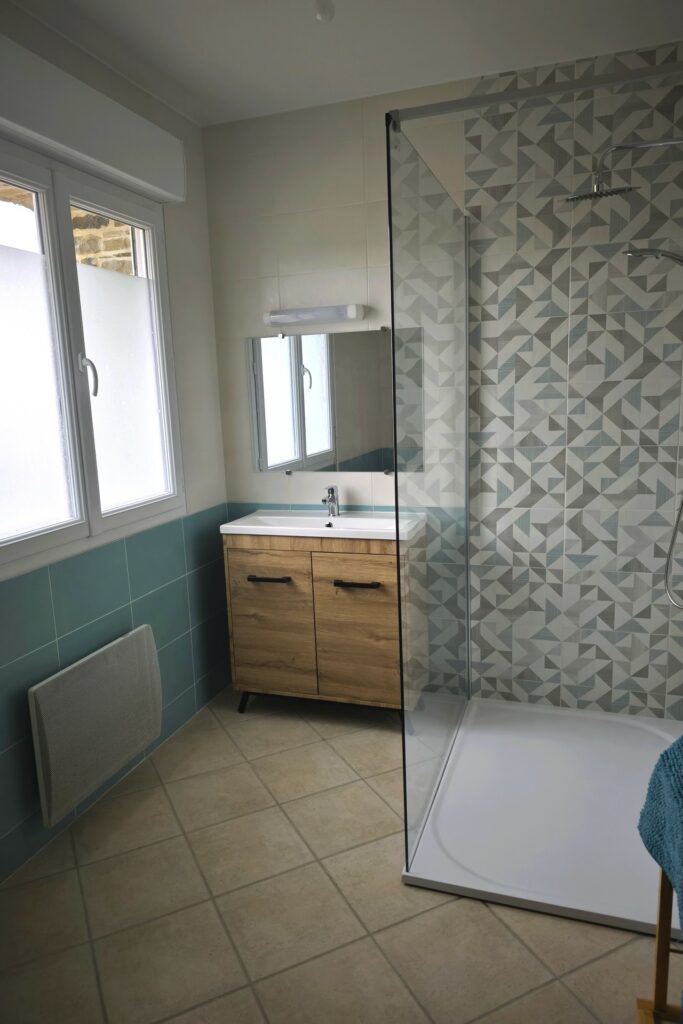 Salle de bain du gîte au rez-de-chaussée