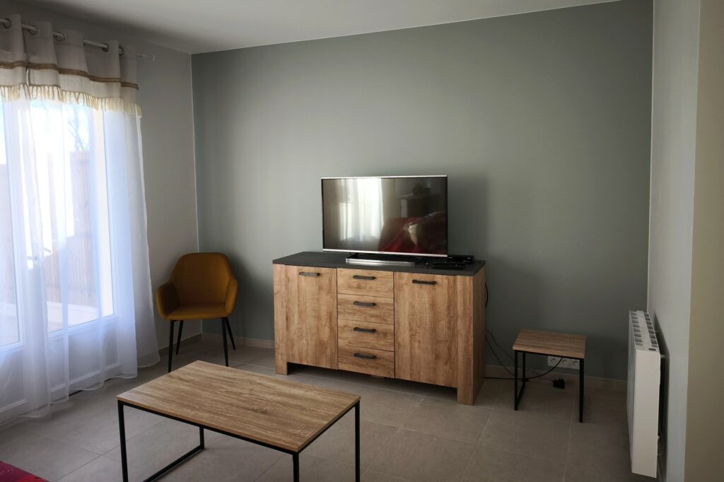 Salon pièce à vivre du gîte